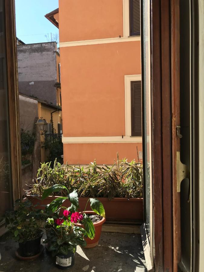 Room For Rent In Rome Trastevere Exterior foto